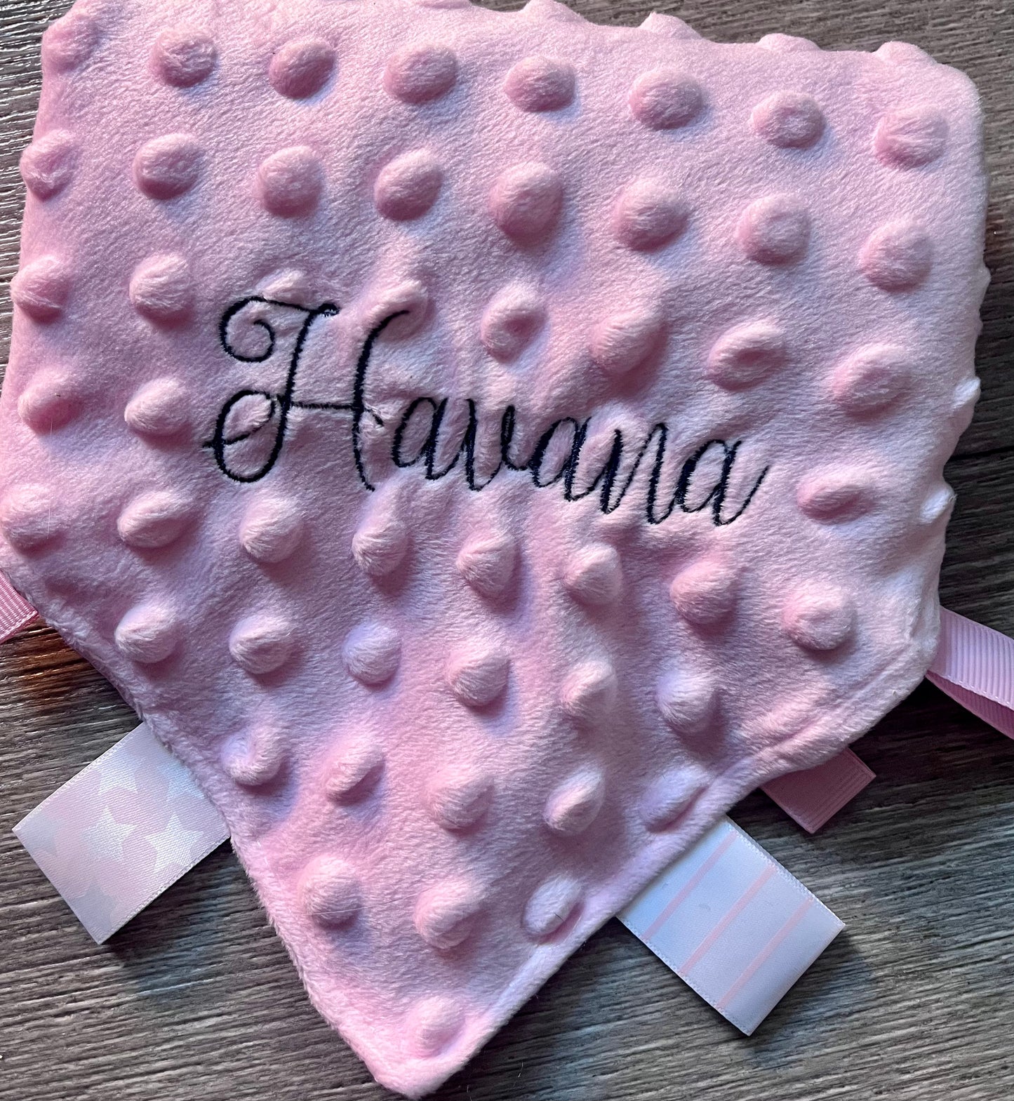 Taggy Comforter with Embroidered Name
