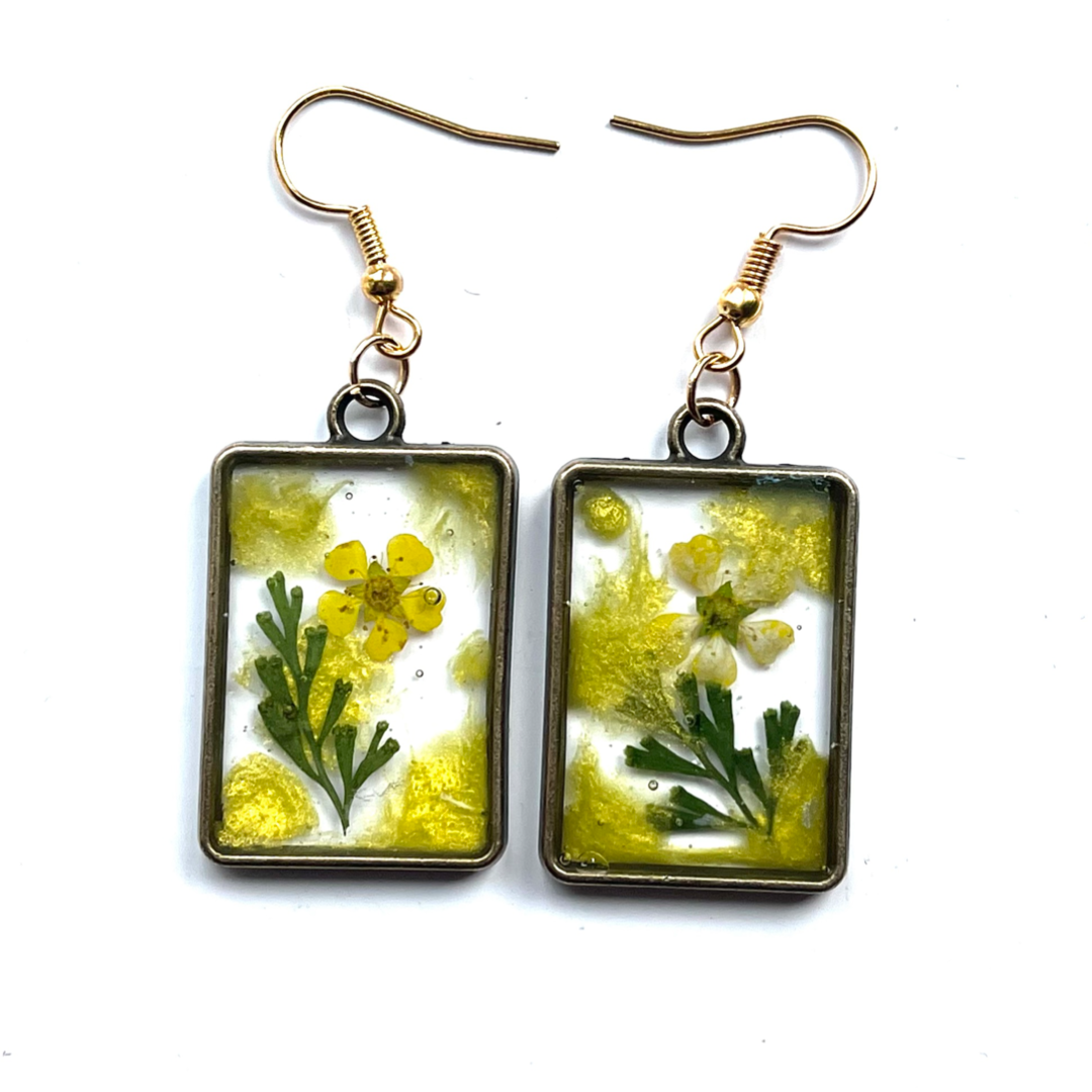 Handmade Yellow Flower Square Resin Earrings