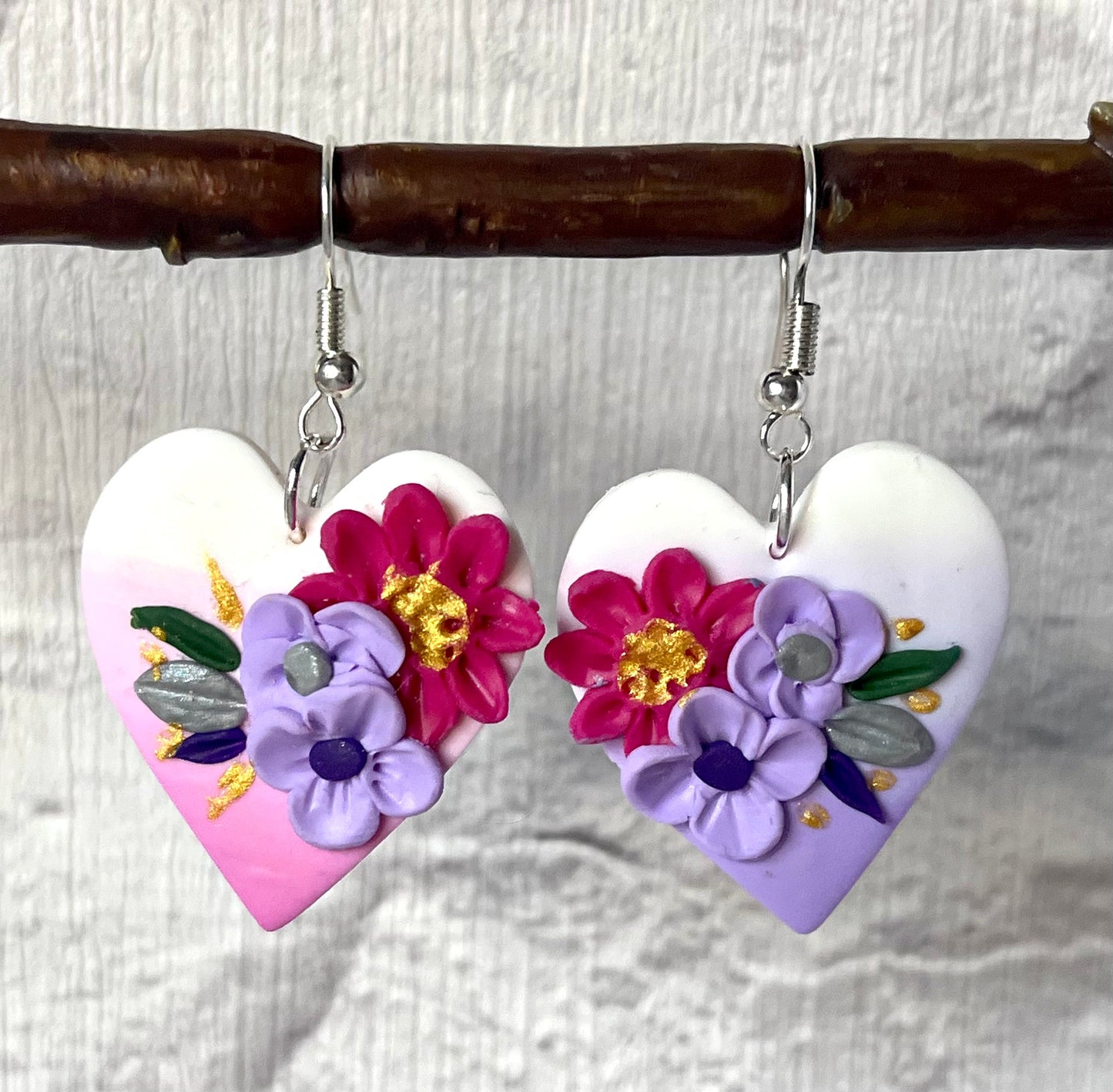Purple & Pink Ombré Hearts With Flowers